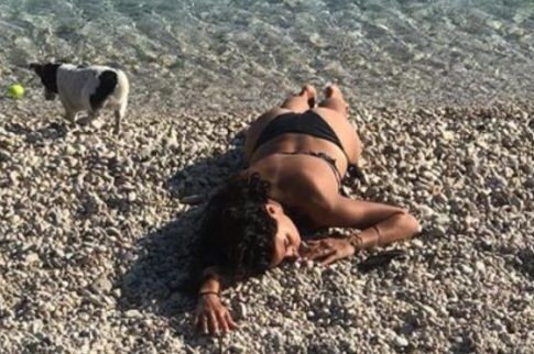 Χαλαρώνει στην Ιθάκη η Τόνια Σωτηροπούλου