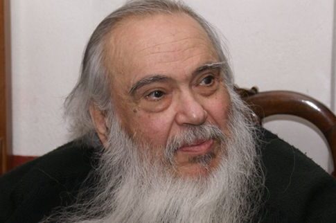 Θλίψη για τον αθόρυβο εξομολόγο των ψυχών