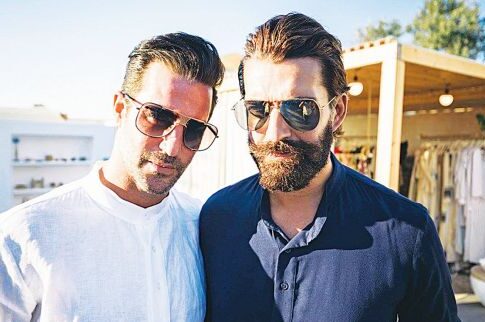 O Aργεντίνος σταρ που ερωτεύτηκε τη Σαντορίνη με την πρώτη ματιά