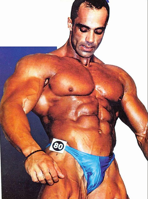 Ο νονός της νύχτας Βασίλης Γρίβας