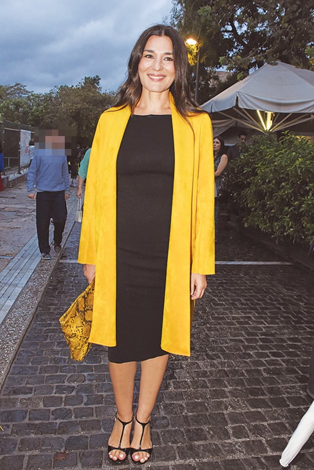 Χαμογελαστή η Μαρία Ναυπλιώτου