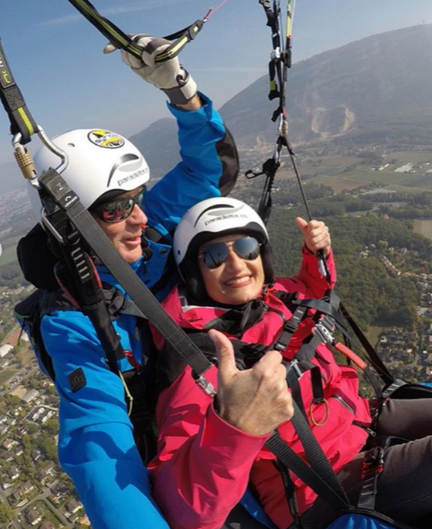 ΣΤΟΝ ΑΕΡΑ μαζί με εκπαιδευτή
