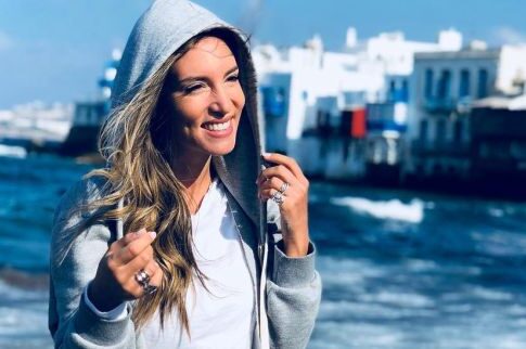 «Κολλημένες» με το νησί των ανέμων