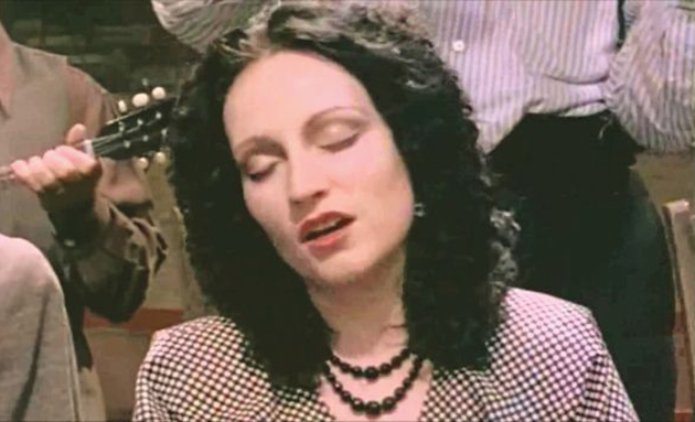 Σε σκηνή της ταινίας «Ρεμπέτικο»