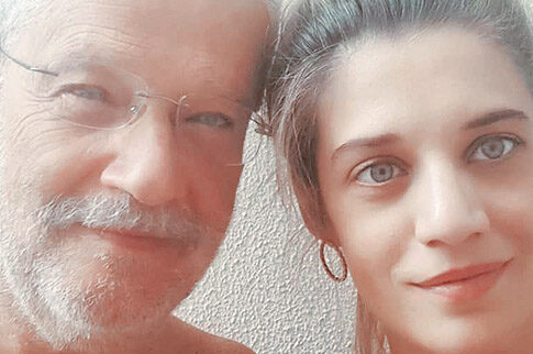 Στα γενέθλια του κουκλαρέτζου μπαμπά της