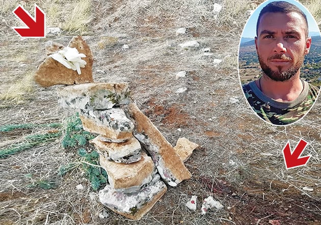 Πάνω αριστερά: Τα γάντια του ιατροδικαστή «ξεχασμένα» πάνω στις πέτρες. Κάτω δεξιά: Το σημείο όπου έπεσε νεκρός και το αίμα του Ελληνα ήρωα. Ένθετη: Ο ήρωας Κωνσταντίνος Κατσίφας