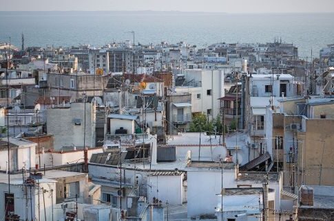 Η «εξίσωση» της μείωσης του ΕΝΦΙΑ
