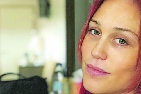 Τρυφερό «κλικ» με τη νεογέννητη Ηλέκτρα