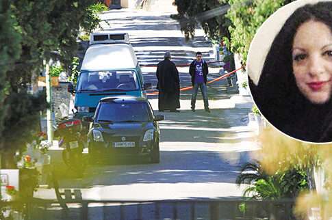 «Θερμό» επεισόδιο με τη μητέρα της Ζέμπερη και τον ιερέα του νεκροταφείου