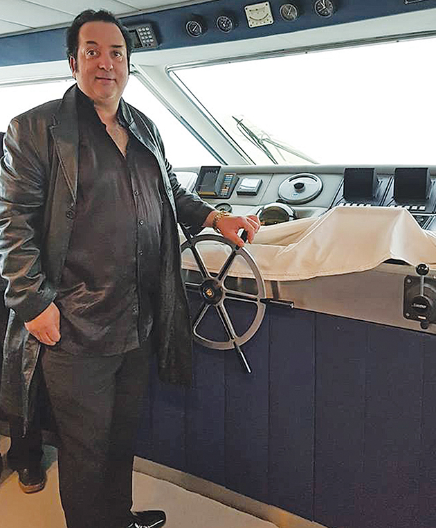 Στο γιοτ του ο 51χρονος ενεχυροδανειστής