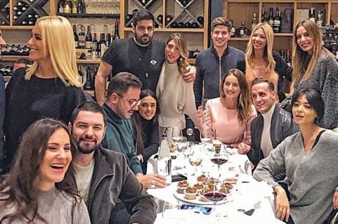 Πάρτι όλο γλύκα για την Καινούργιου