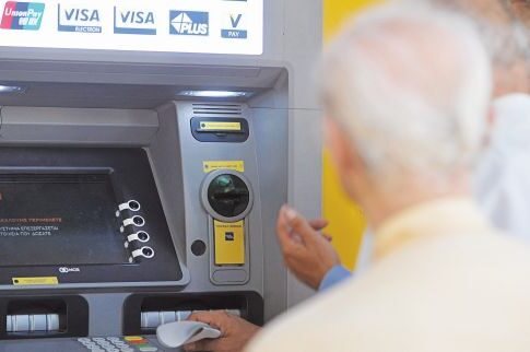 Πότε θα «πέσουν» τα «δώρα»