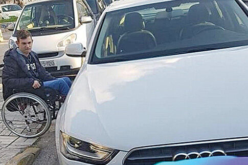 Η οδύσσεια ενός παιδιού με 90% αναπηρία