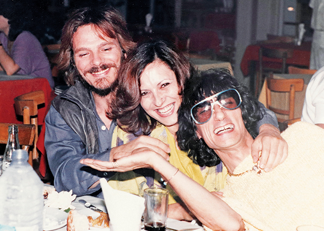 ΣΕ ΓΛΕΝΤΙ • Με τον Στάθη Ψάλτη και την Κάτια, σύζυγο του ηθοποιού