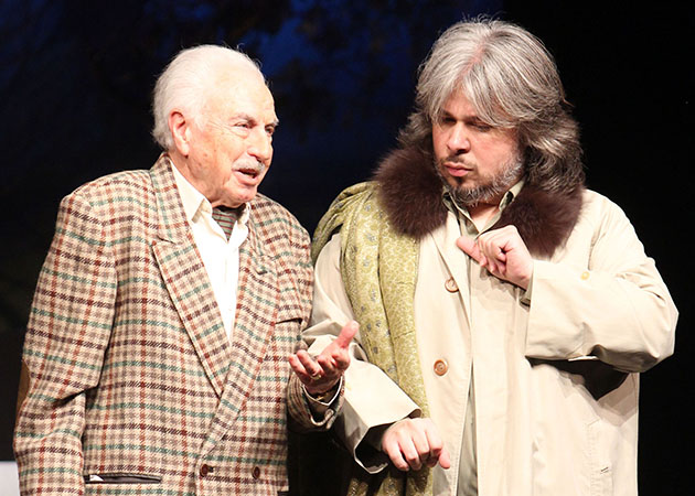 Με τον Χάρη Βόρκα στην παράσταση «Η ευτυχισμένη δύσις»