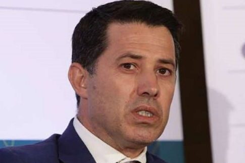 «Γυμνό» βρήκαν το σπίτι του Νίκου Μανιαδάκη!