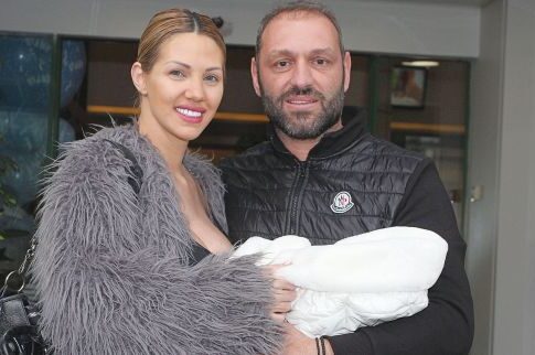 Η Σάσα Μπάστα στον έβδομο ουρανό