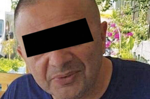 Ψάχνουν σε «μαδημένους» τον killer του «κουρεμένου»