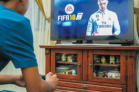 Οι γονείς του τού είπαν να κλείσει το PlayStation και εκείνος το 'σκασε από το σπίτι