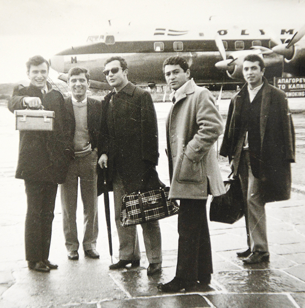 Με τους The Charms στο αεροδρόμιο