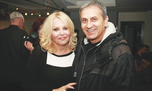 Με τον Γιώργο Νταλάρα