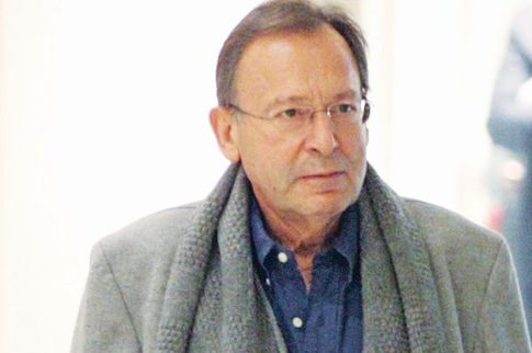 Τη... σκαπούλαρε ο Φουστάνος