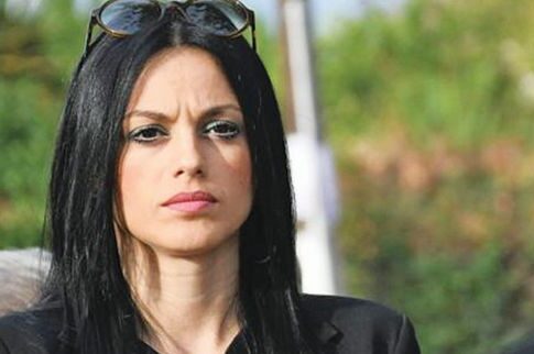 Αντεπίθεση για το «φακελάκι»