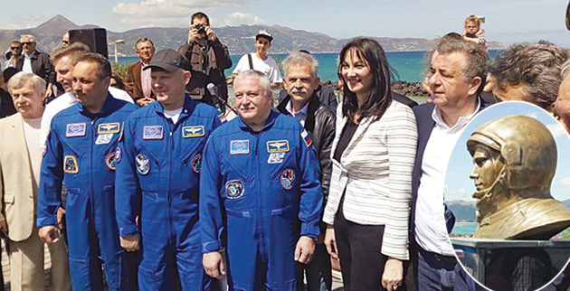 koyntoyra_kosmonaytes