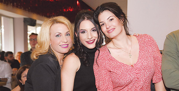 3260_anastasia_korinthioy_ageliki_liriana_xatziriga_maria_korinthioy_1952019