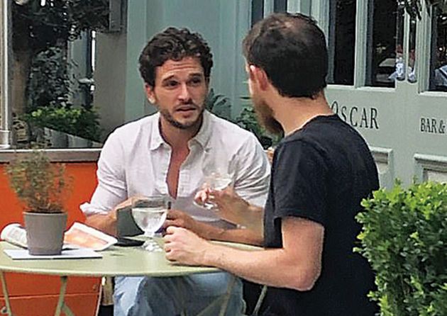 16663580 7300349 kit harington 32 looked happy and healthy while enjoying a glass m 9 1564473030065