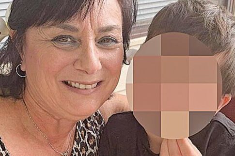23_f3_16326912-7270971-ms_camilleri_pictured_was_babysitting_her_other_daughter_s_four_-a-4_1563785737677