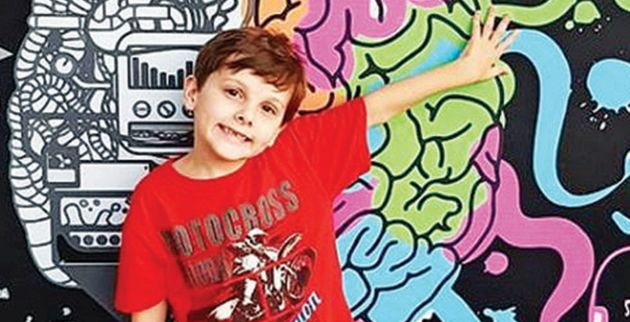 f1_15872932-7232883-seven_year_old_rafael_mayer_of_brazil_masters_nine_different_lan-a-1_1562794826721