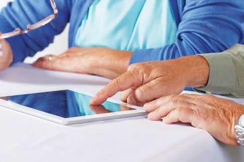 Ψυχανάλυσέ το: H «digital» τρίτη ηλικία