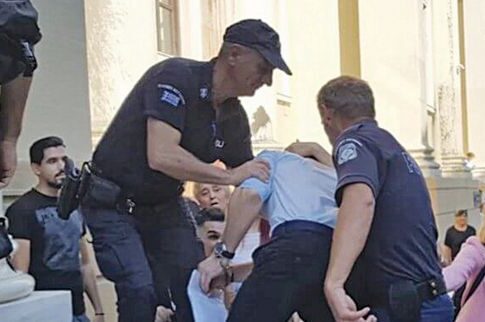 Σπίτι του ο 27χρονος που σκότωσε τον πατέρα του