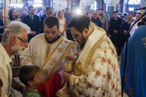 Στρατιωτικός ιερέας: «Αυτά τα παιδιά είναι χαζά»
