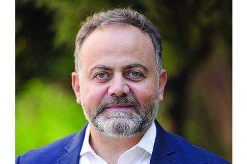 Έμπλεξαν τον Κεφαλογιάννη σε πωλήσεις σκευασμάτων αδυνατίσματος
