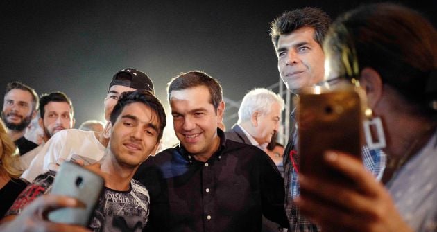 Ο πρώην πρωθυπουργός βγάζει selfie