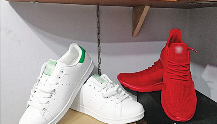 Ανορθόγραφη σπείρα με προϊόντα «μαϊμού»