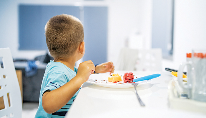 Μπουκιά θανάτου για αγγελούδι!