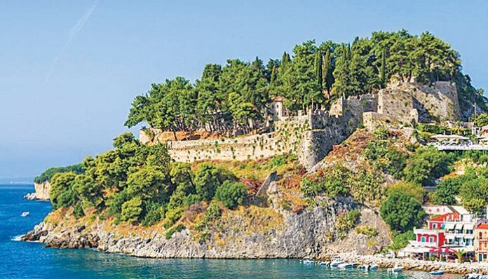 Ολλανδή τουρίστρια βρέθηκε νεκρή στο κάστρο της Πάργας