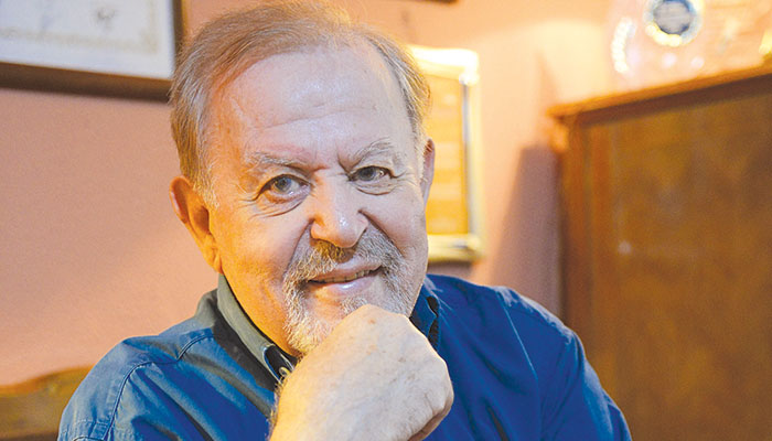 Το τελευταίο χειροκρότημα για τον Γιάννη Σπανό