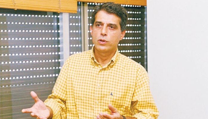 Μαφιόζικη επίθεση στο «δεξί χέρι» του Χρυσοχοΐδη