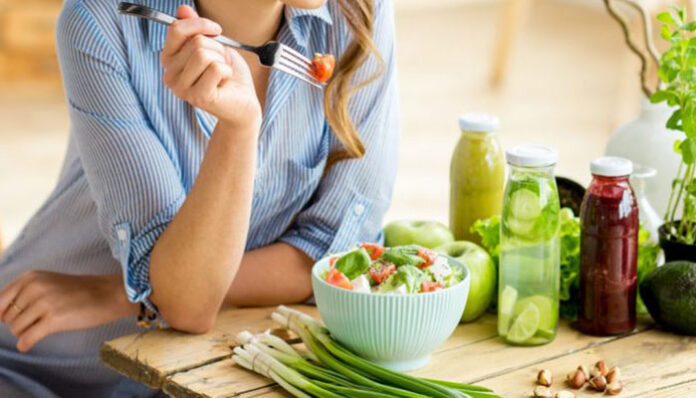 Vegans στα... κάγκελα με φοιτητές Κτηνιατρικής που πόζαραν γυμνοί με ζώα