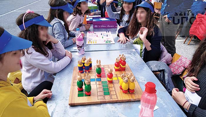 «Γκρινιάρης» για Γκίνες από μαθητές στη Δράμα