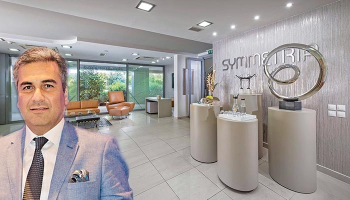 Η Symmetria γιορτάζει και μοιράζει δώρα