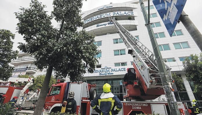 Τρόμος για 30 καλλονές στη Συγγρού