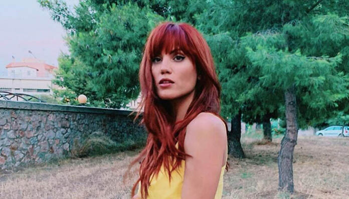 Η Συνατσάκη παρουσίασε τη νέα της συλλογή παπουτσιών, με τον Σταματάκη στο πλευρό της