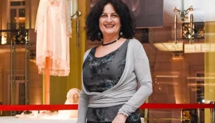 Η Γιούλα Ζωιοπούλου, ενδυματολόγος της σειράς «Άγριες Μέλισσες», «έφυγε» στα 61 της χρόνια