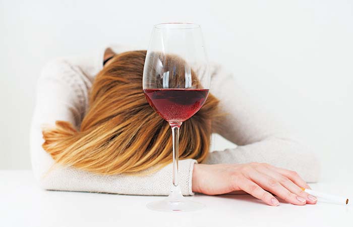 Το κρασάκι μέσα στις γιορτές μπορεί να οδηγήσει στο χειρότερο hangover