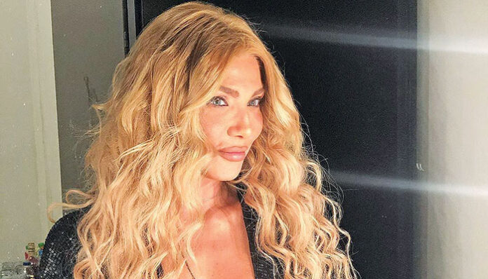 Στην αντεπίθεση η Ηλιάδη για τα σχόλια... παραμόρφωσης